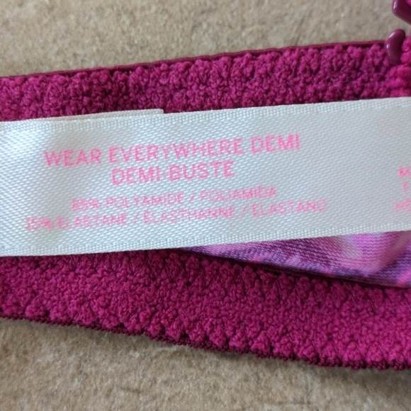 Victoria’s Secret PINK Wear Everywhere Demi Push Up Bra Size 34C GUC - Picture 6 of 6